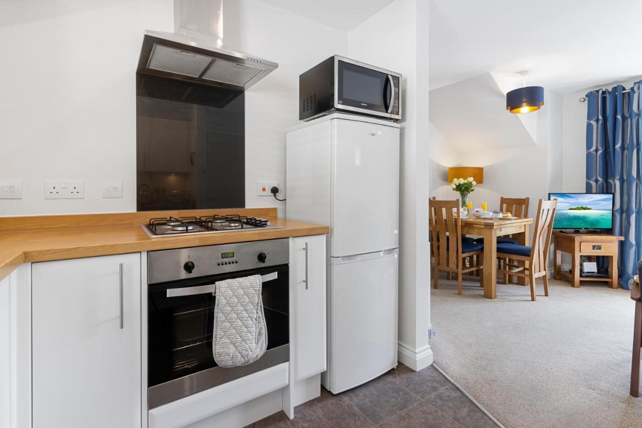 A Modern And Cosy Apartment Just Yards From Brixham'S Bustling Harbourside Exterior foto